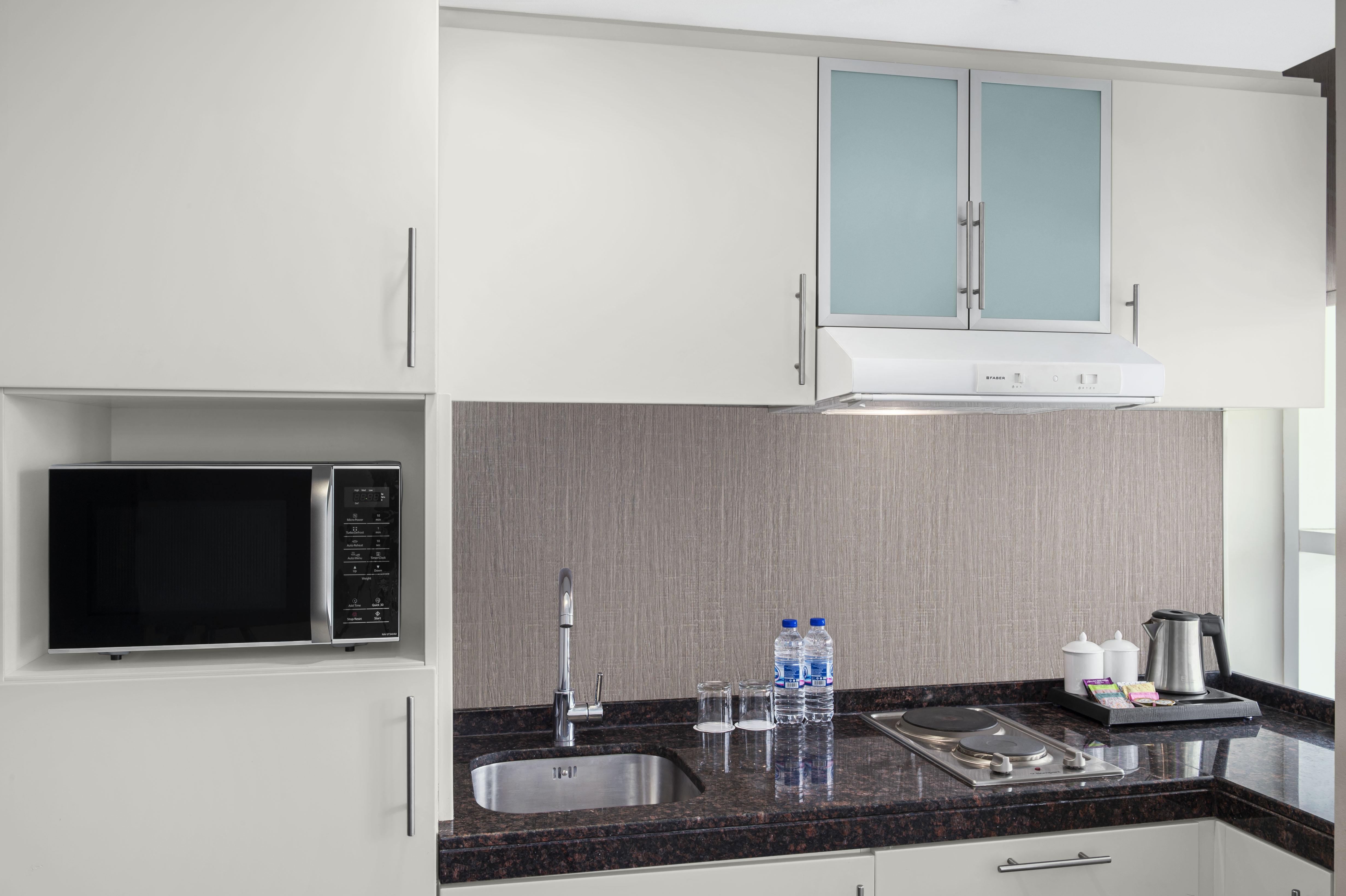 Leva Hotel Mazaya Centre Dubai Dış mekan fotoğraf