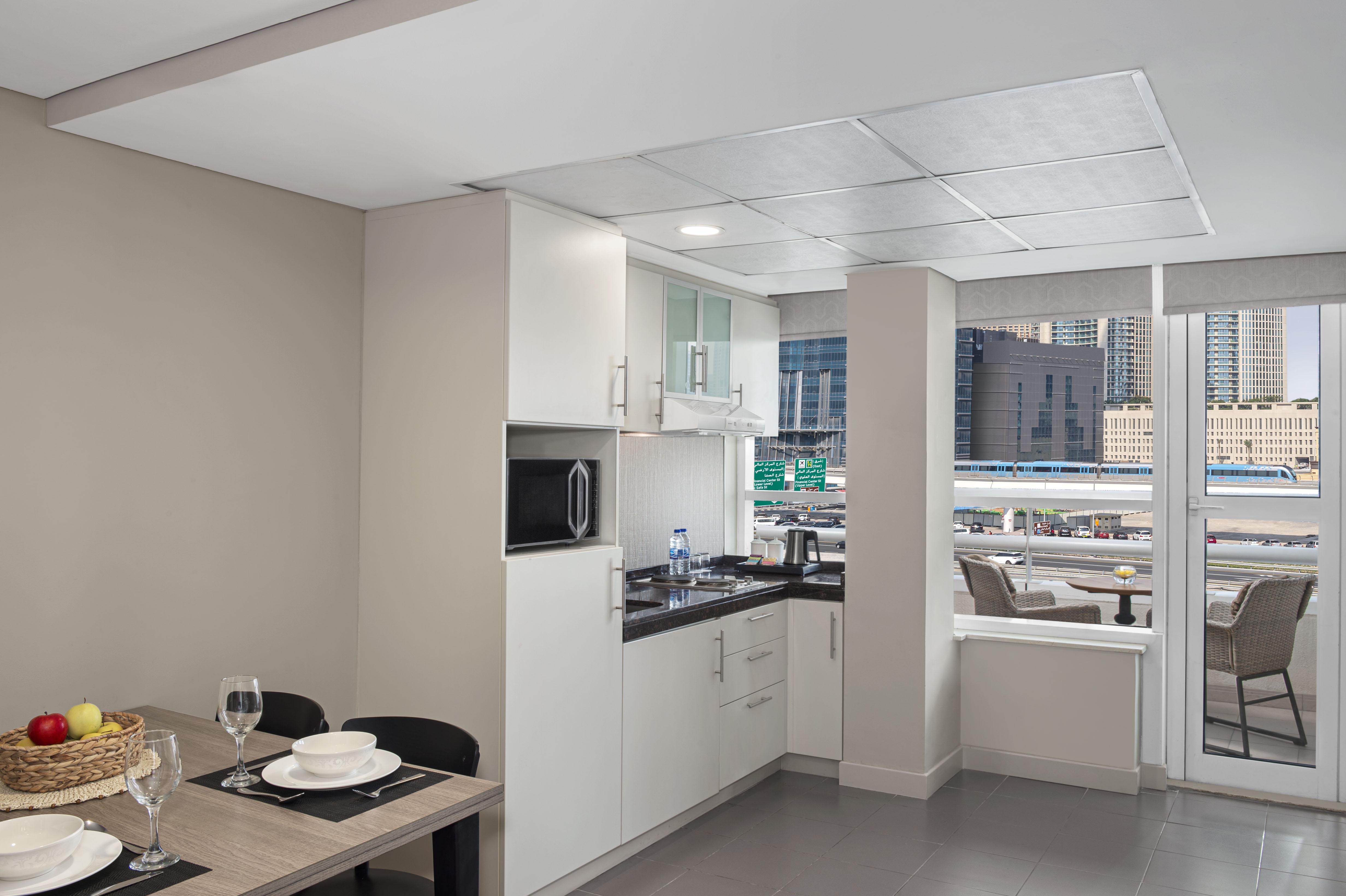 Leva Hotel Mazaya Centre Dubai Dış mekan fotoğraf